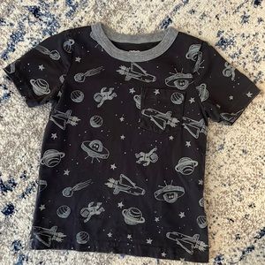 ❌ Sold ❌ Carter’s Space and Alien Graphic Tee - Size 3T